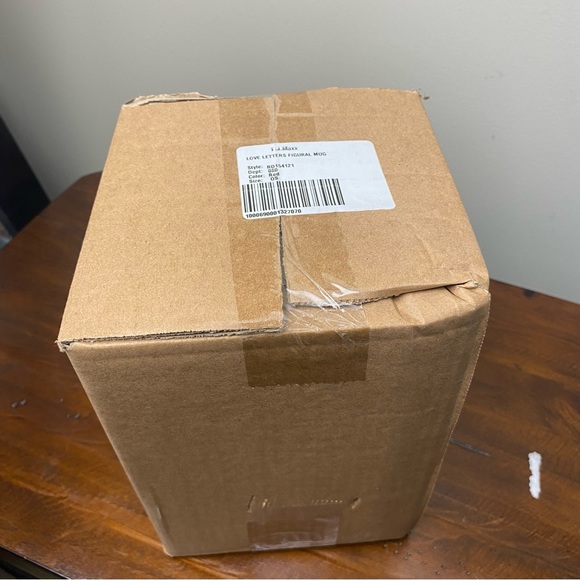 🆕 Rae Dunn 'Love Letters' Figural Mug ❤️ - Picture 4 of 9